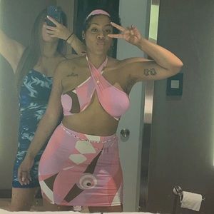 GROOVY BAAABBBYYY 🌸✨ Pink swirl 2 piece